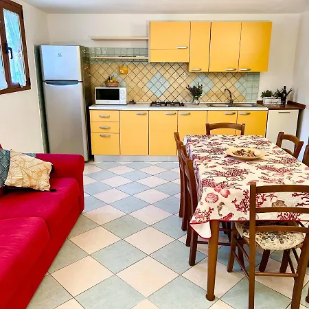 Casa Le Ginestre קוסטה ריי