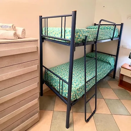 בית נופש Casa Le Ginestre קוסטה ריי